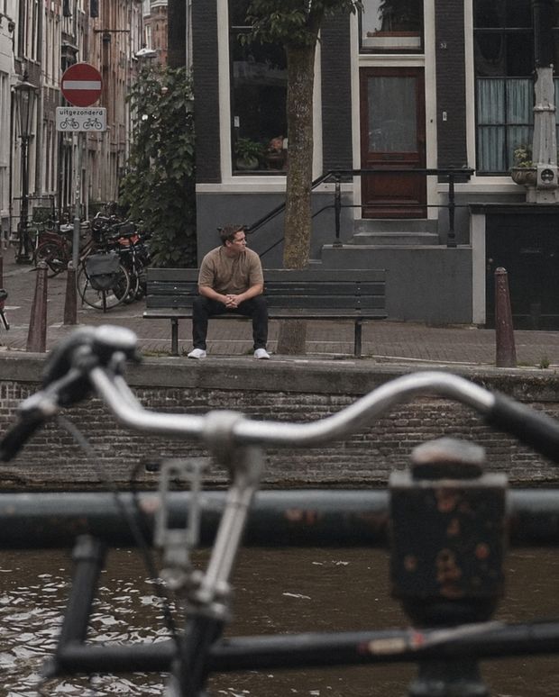 Amsterdam bench